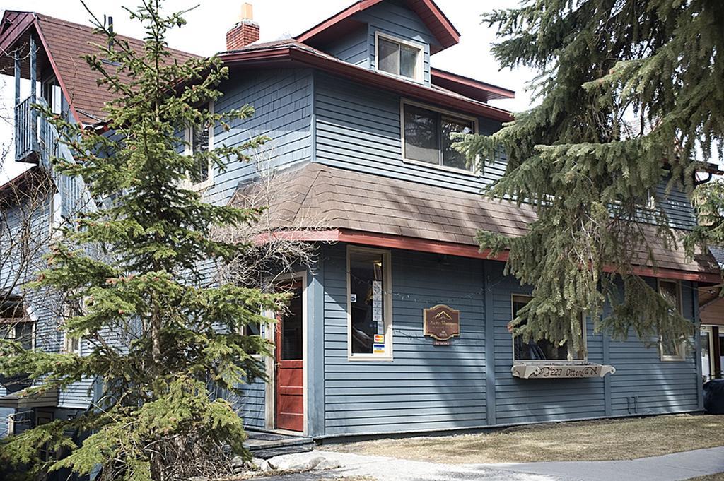 Rocky Mountain Bed & Breakfast 3*